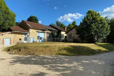 Atmosphärische Gîte mit großer Terrasse