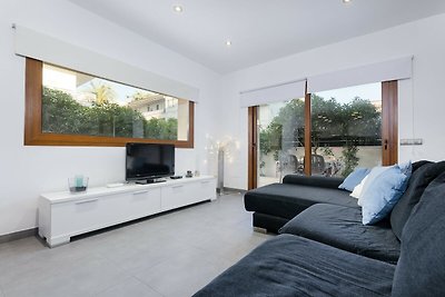 Moderna casa vacanze con mobili