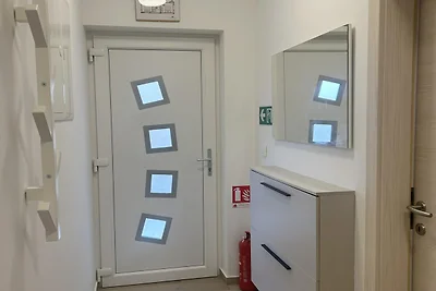 Apartment Mariner 2 mit beheiztem Pool