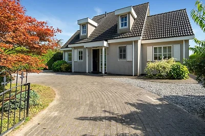 Villa esclusiva a Zeewolde con terrazza