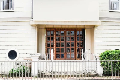 Super Townhouse Oak Vashi