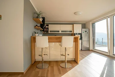 Three Bedroom Holiday Home with Terrace and...