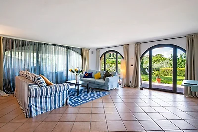 Schönes Ferienhaus in San Casciano Val di Pes...