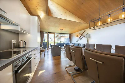 Moderne Wohnung mit Balkon und Zugang zur...