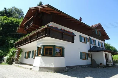 Villa im Wald - Adlerhorst