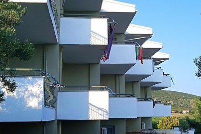 Appartement in Gerakini met een gedeeld...