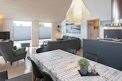 6 Personen Ferienhaus in Væggerløse