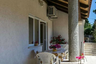 Apartments Elelu - Two-Bedroom Apartment with...