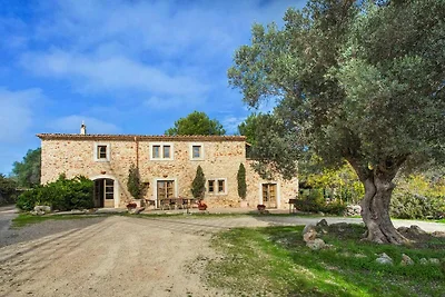 Schönes Ferienhaus mit privatem Pool