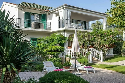 MY DALMATIA - Beach apartment Jadrija