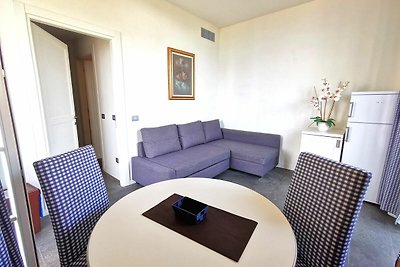 Appartement in Meina met gemeenschappelijk