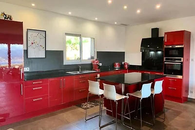 Häuser & Villen für 8 Personen