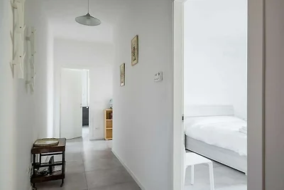 Wohnung in Bologna mit Balkon und Parken