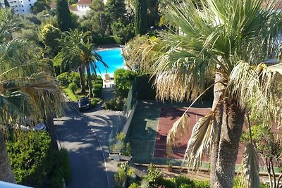 Appartement in Antibes met gedeeld zwembad