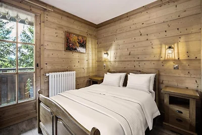 Chalet in Courchevel mit Sauna und Terrasse