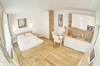 Apartments Sweet Escape- Studio Apartment wit...