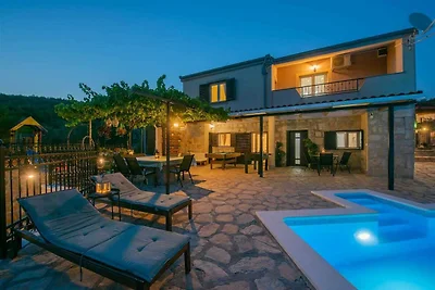 Rustige vakantievilla in Kladnjice