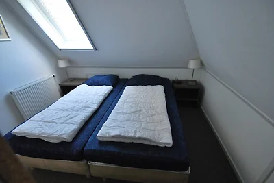 Klassische Strandvilla mit Whirlpool