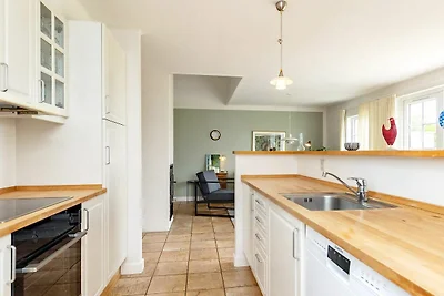 8 Personen Ferienhaus in Brenderup Fyn-By...