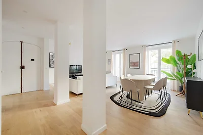 Hervorragende Wohnung mit Klimaanlage – 2 Sch...