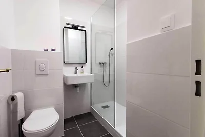 Studio Heron Residence