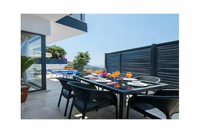 Villa a Kalkan con piscina