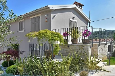 Ferienhaus in POTPIĆAN mit Schwimmbecken