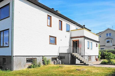 7 persone case ad SKÄRHAMN