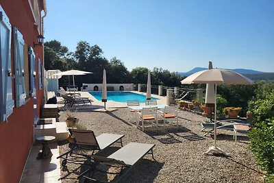 Ferienhaus Guillaume mit Swimmingpool