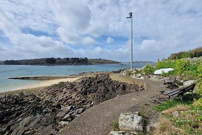 Small premium cottage, a nugget by the sea