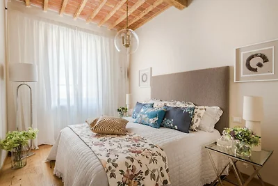 Lucca Apartment in Heart of Tuscany