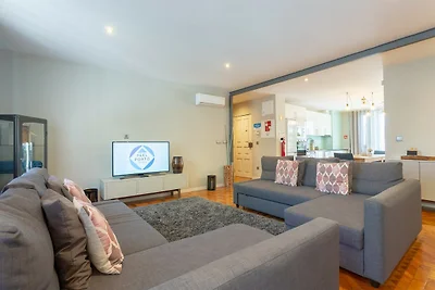 Modernes Apartment für 13 Gäste
