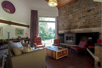 Fijne vakantiewoning in Stoumont met terras o...