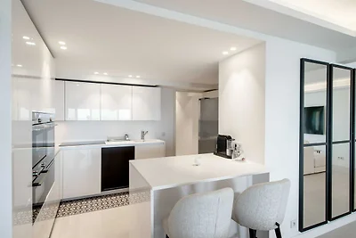 Oasi di charme con terrazza 4 BD/8P - Cannes
