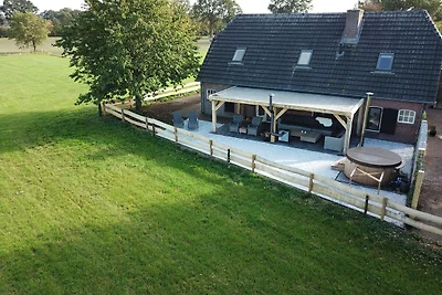Ferienhof in Holten mit Whirlpool und Sauna