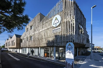 Wohnung in La Rochelle mit Zugang zum Spa