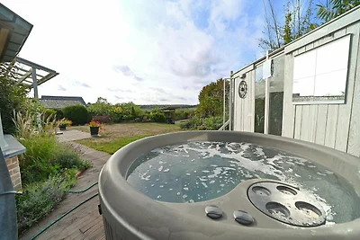 Moderna Casa Vacanze a Somme-Leuze con Sauna