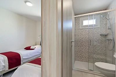 Casa mobile a Banjole vicino alla spiaggia