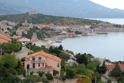 Ferienwohnung in Senj mit Schwimmbecken