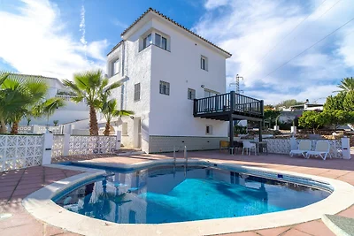Villa in Nerja mit Pool und Jacuzzi