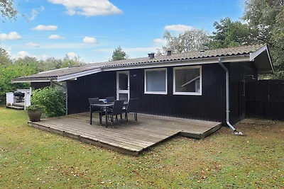 8 Personen Ferienhaus in Væggerløse-By Traum