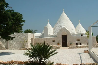 Villa d'epoca a Ostuni (Italia) con piscina