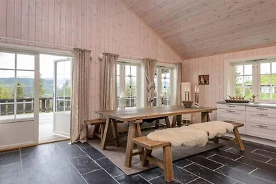 11 Personen Ferienhaus in Fåvang-By Traum