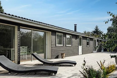 4 Sterne Ferienhaus in Stege-By Traum