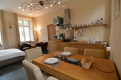 Gemütliches Studio in einem Schloss aus dem...
