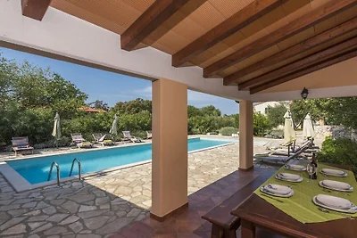 Villa in Koromacno mit Barbecue und Wifi