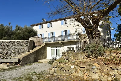 Hübsche Wohnung mit Terrasse