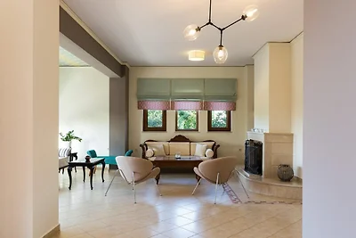 Ruhige Villa mit großem Pool in Rethymno
