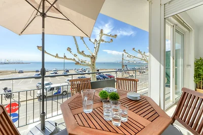 Hübsche Wohnung mit Balkon