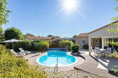 Villa in Les Sables d'Olonne mit privatem...